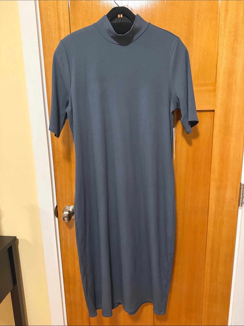 Athleta mock neck dress